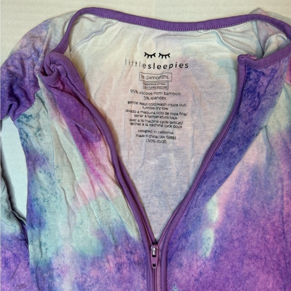 Little Sleepies Purple Watercolor Zippy Size 18-24 - Picture 6 of 7
